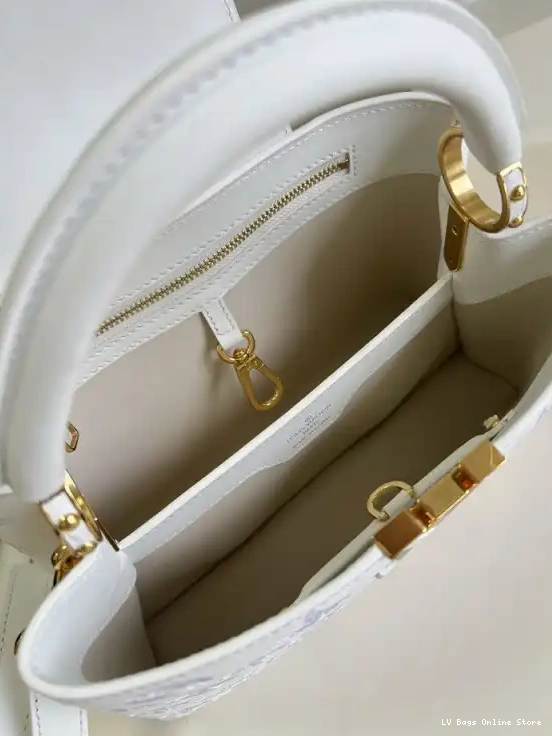 Rep LOUIS VUITTON CAPUCINES BB 0430